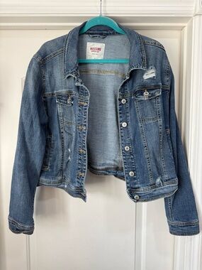 Vintage Y2K Mossimo Supply Co. Distressed Light Blue Denim Jacket